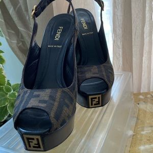 Fendi high heels black and brown shoes size 7
